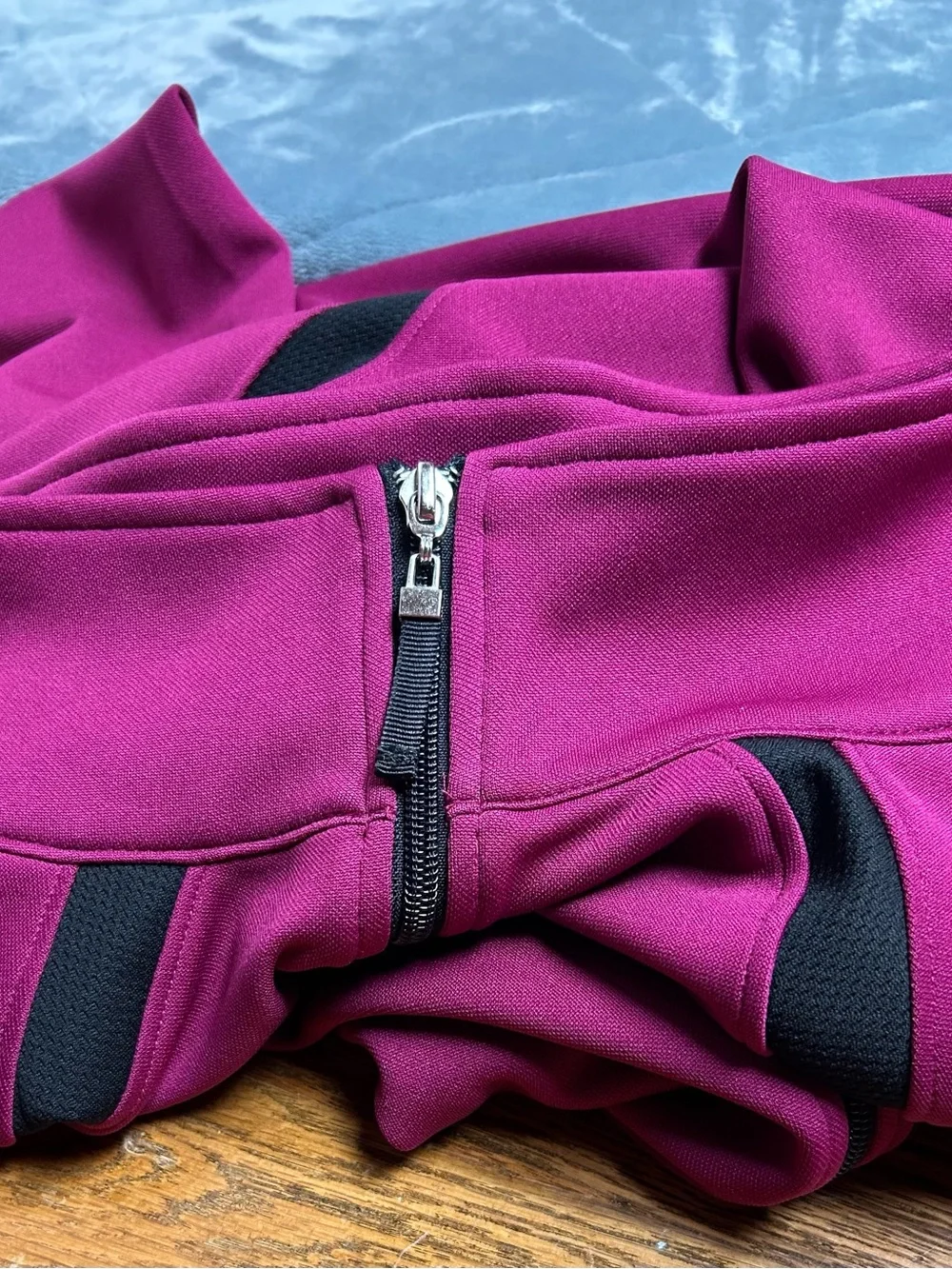Catherines Magenta Active Top with Black Trim by Liz & Me size 3X jacket pocket